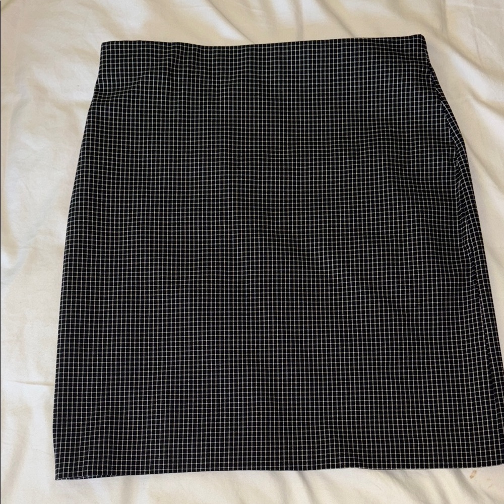 Classic Black and White Checkered Skirt